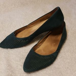 Vionic Posey Pointed Toe Flat